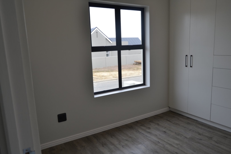 3 Bedroom Property for Sale in Somerset Lakes Western Cape